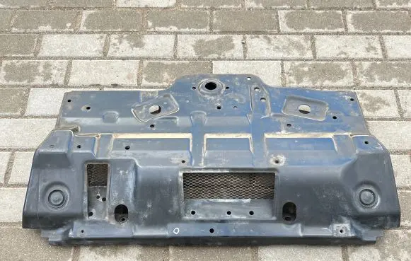 Toyota Land Cruiser (J150) Engine splash shield/under tray 5140560240