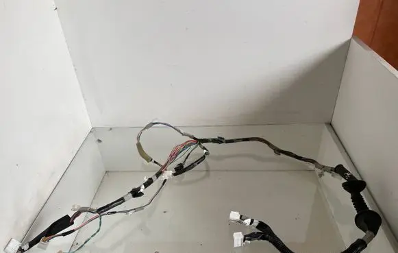 Toyota Corolla Verso AR10 Front door wiring loom 21520F030G 276471