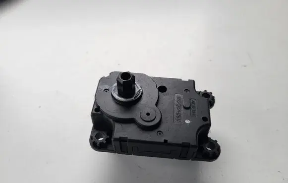 Nissan Qashqai A/C air flow flap actuator/motor 