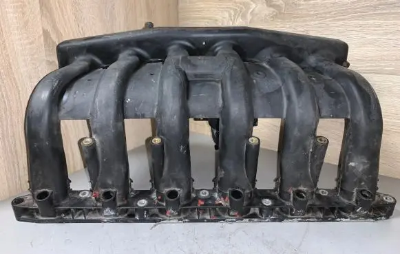 BMW 5 E39 Intake manifold 2900301819 11611427618 1427618