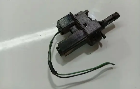Brake pedal sensor switch