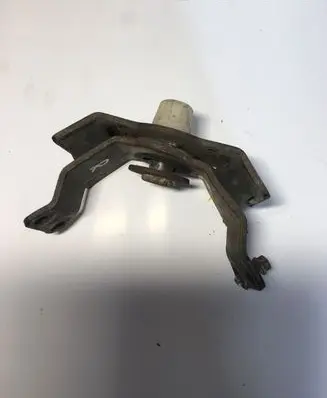 Toyota Hilux (AN10, AN20, AN30) Gearbox mount