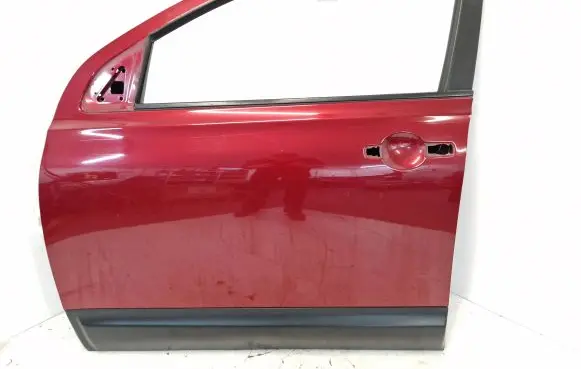 Nissan Qashqai Front door
