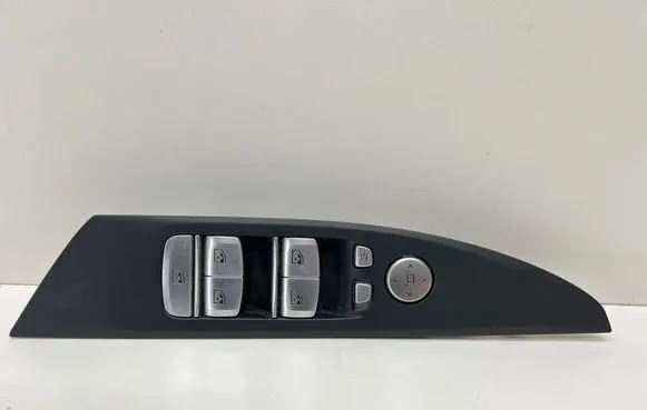 BMW 5 G30 G31 G38 Electric window control switch 6847099