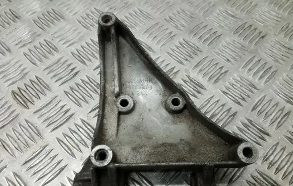 Audi A6 S6 C5 4B A/C compressor mount bracket 059260885E