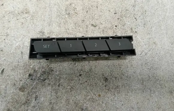 Volkswagen Touareg II Seat memory switch 7P1959769A