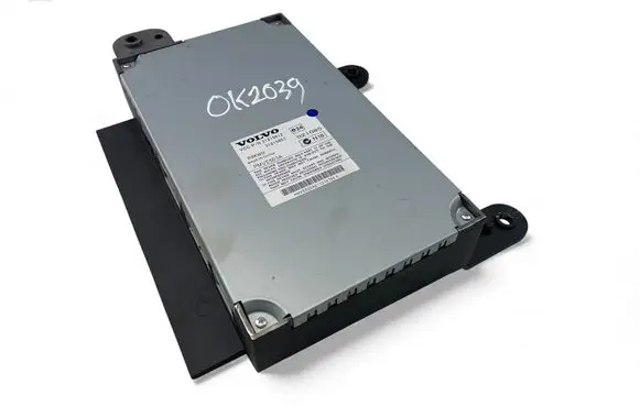 Volvo XC70 Sound amplifier 31215612