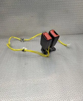 MG ZS Middle seatbelt buckle (rear) 10348808