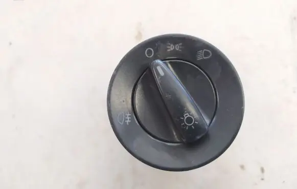 Volkswagen New Beetle Light switch 1C0941531