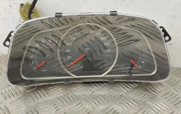 Toyota RAV 4 (XA40) Speedometer (instrument cluster) 8380042K51