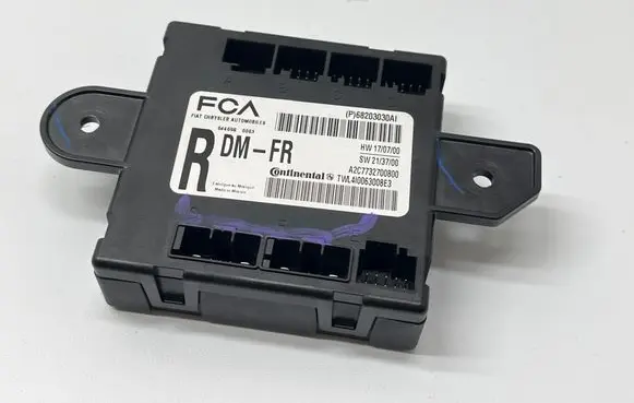 Jeep Grand Cherokee WL Door control unit/module P68203030AI 68203030AI SW213700