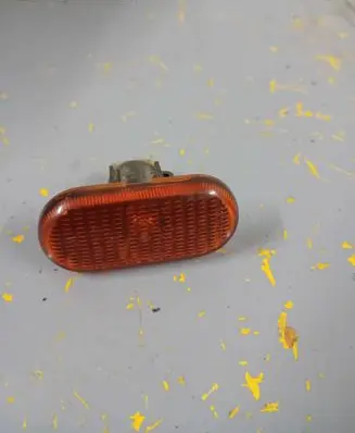 Renault Scenic II - Grand scenic II Front fender indicator light 7700822136