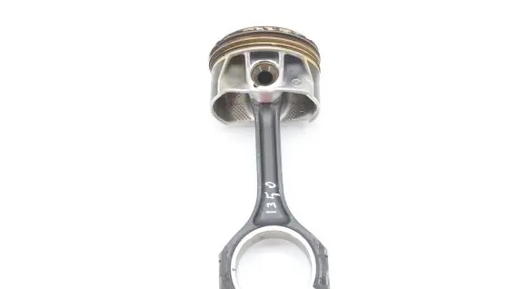 Mercedes-Benz SL R231 Piston with connecting rod