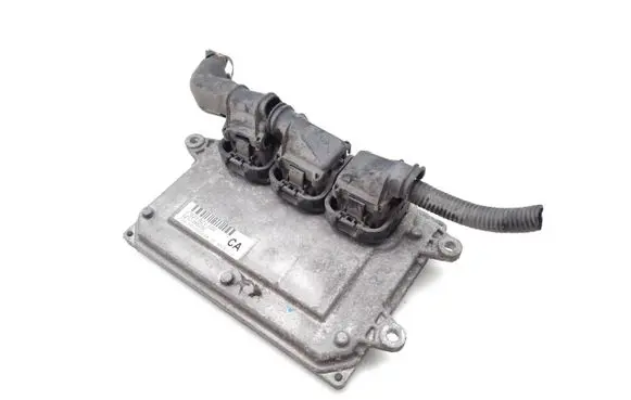 Honda CR-V Engine control unit/module 37820-RZV-E02 6Z12-895290