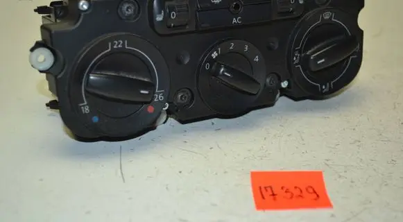Volkswagen Golf V Climate control unit 1K1820045B 983179E 5HB00932201