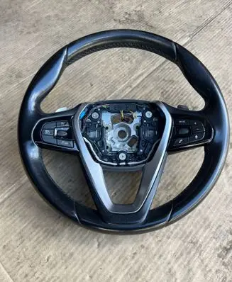 BMW 5 G30 G31 G38 Steering wheel 5288904