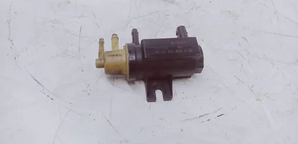 Mercedes-Benz E W212 Turbo solenoid valve A0091533128