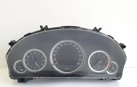 Mercedes-Benz E W212 Speedometer (instrument cluster) A2129004104 A2125400548 A2129023402