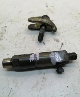Renault Master II Fuel injector KBE58S8