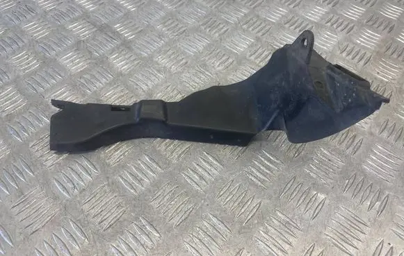 Mercedes-Benz C W205 Front bumper mounting bracket A2058853965