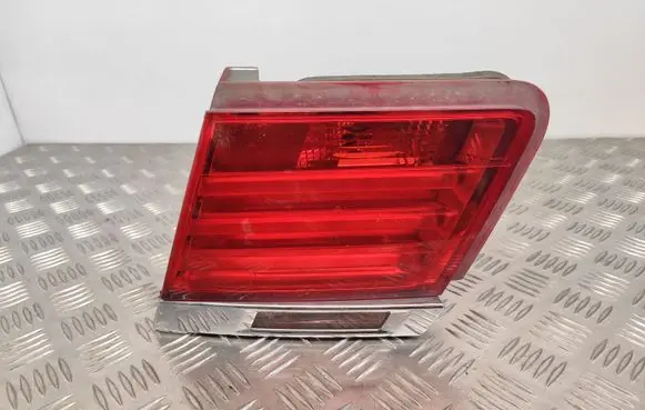 BMW 7 F01 F02 F03 F04 Tailgate rear/tail lights 7182206