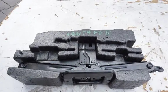 Hyundai Santa Fe Lift Jack 