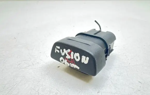 Ford Fusion Hazard light switch 4M5T13A350AC