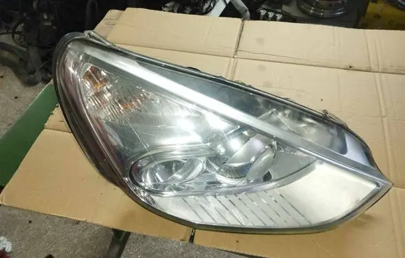 Ford S-MAX Headlight/headlamp