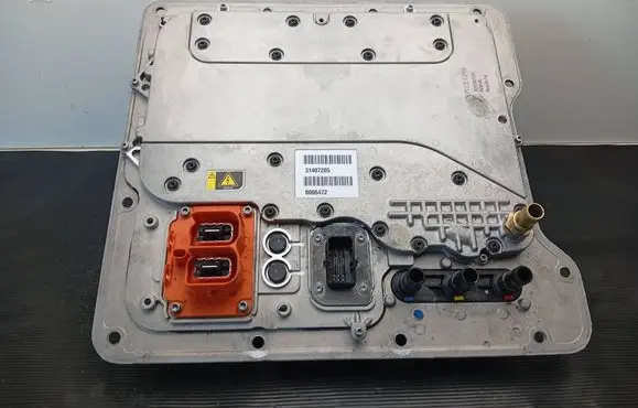 Volvo V60 Voltage converter inverter 30659152 31407205