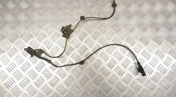 Toyota Auris E180 ABS brake wheel speed sensor 8954202061