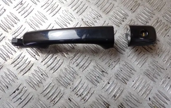 Volvo V70 Front door exterior handle 