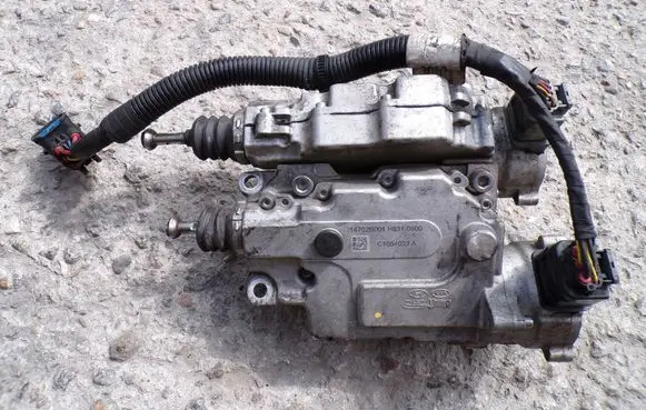Hyundai Ioniq Clutch slave cylinder 114702B001