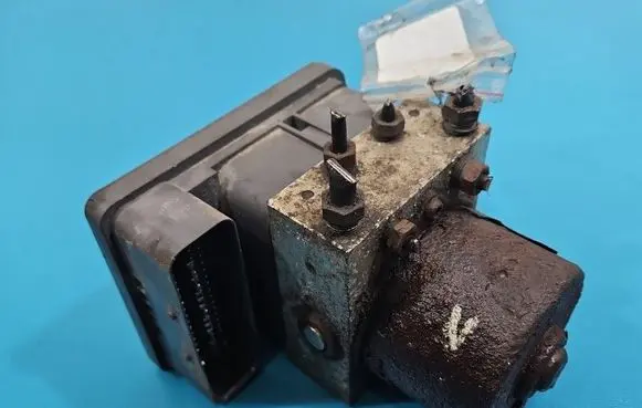 Citroen DS3 ABS Pump 10096039243 IMPRK1563079