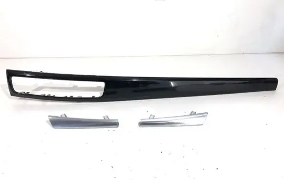 Dashboard trim