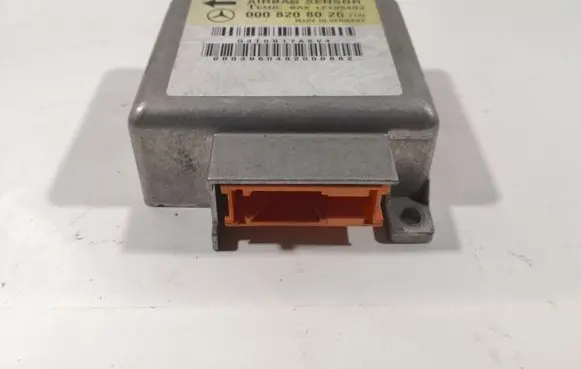 Mercedes-Benz C W202 Airbag control unit/module 0008208026 12198403