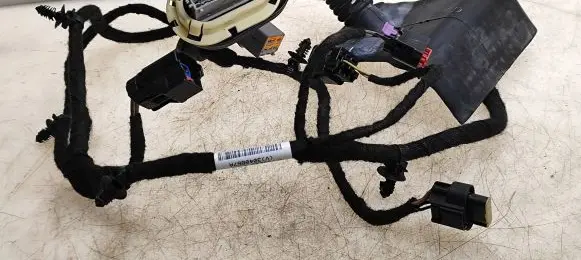 Chrysler 200 Rear door wiring loom 68239489AA 3040867A