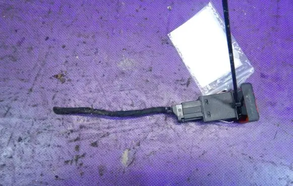 Audi A4 S4 B6 8E 8H Hazard light switch 8E0941509