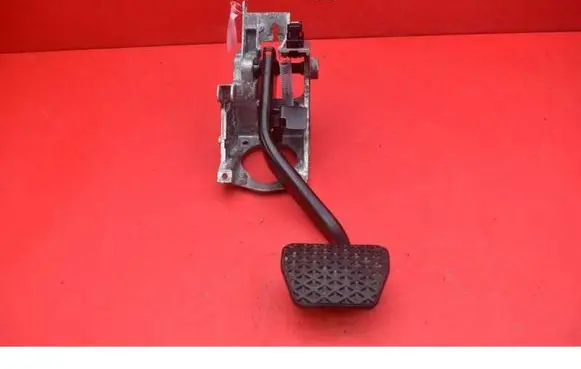 BMW X1 E84 Accelerator throttle pedal 6751975