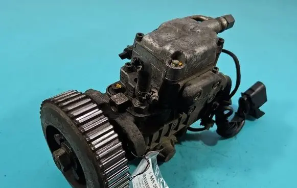 Volkswagen Caddy Fuel injection high pressure pump 0460404977 IMPRK1565562