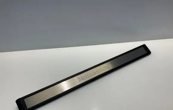 Mercedes-Benz E W211 Side skirt front trim A2116801335 2116801335