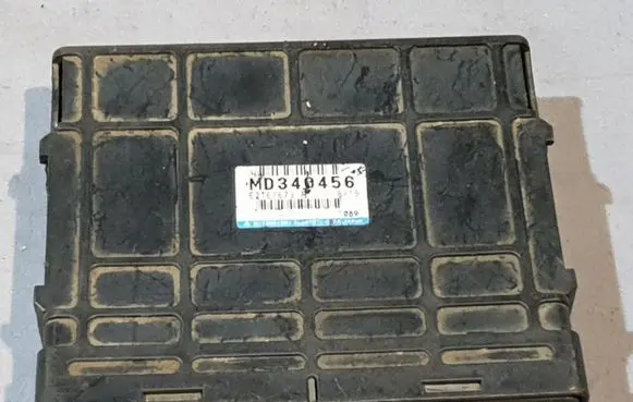 Mitsubishi Galant Engine control unit/module MD340456