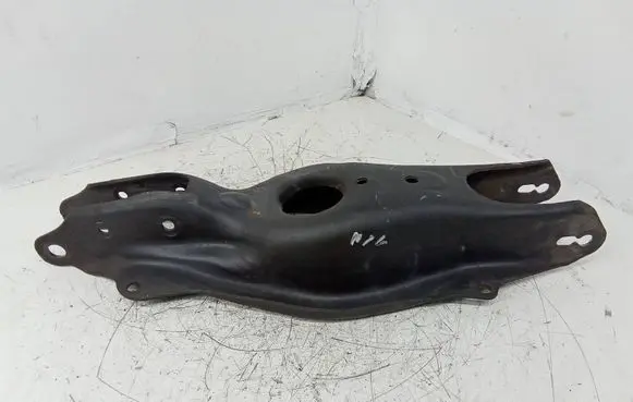 Mercedes-Benz C W205 Rear upper control arm/wishbone A2053521900 6920