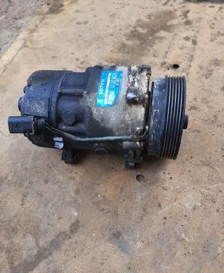 Seat Toledo II (1M) Air conditioning (A/C) compressor (pump) 1J0820803K