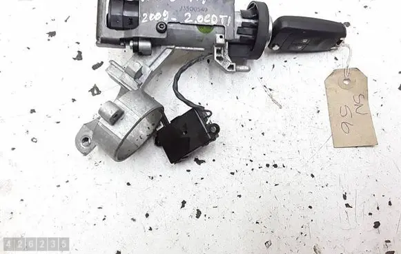 Opel Insignia A Ignition lock 13500549