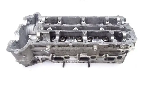 Mercedes-Benz E W211 Engine head R6420163901