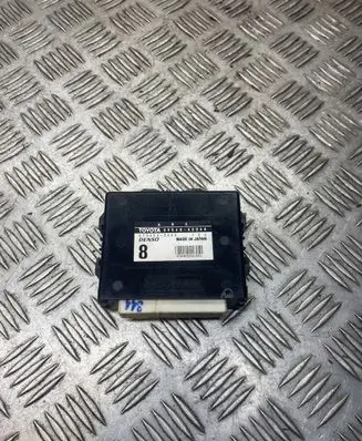 Lexus RX 300 Air suspension control unit module (rear) 8954048040 0794003440
