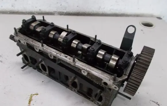 Skoda Octavia Mk1 (1U) Engine head 
