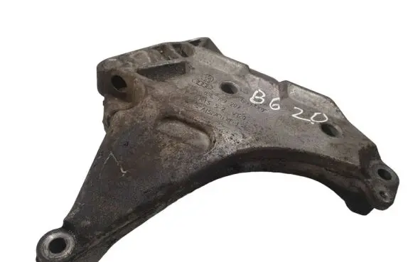 Volkswagen PASSAT B7 Engine mounting bracket 03L199207