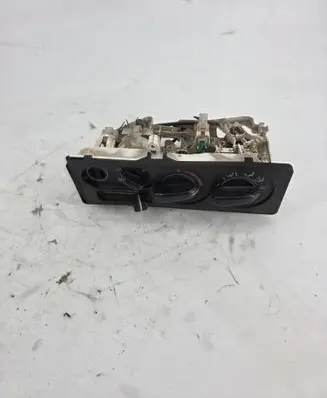 Mitsubishi Pajero Climate control unit 