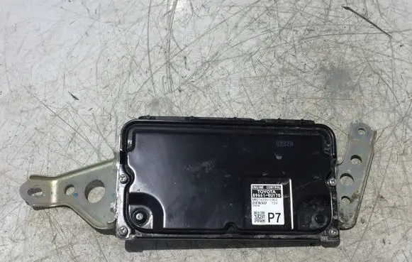 Toyota Yaris Engine control unit/module 896610U170 MB2762002452